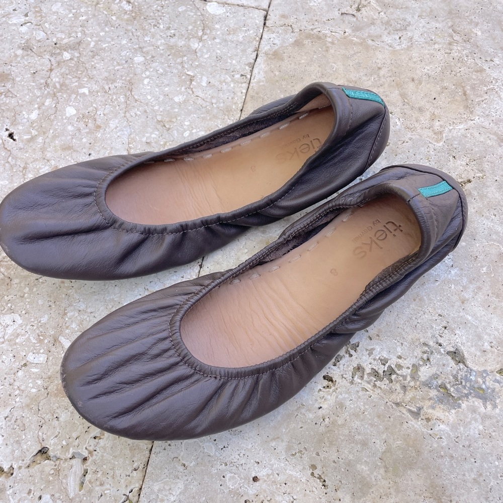 Brown Tieks size 8